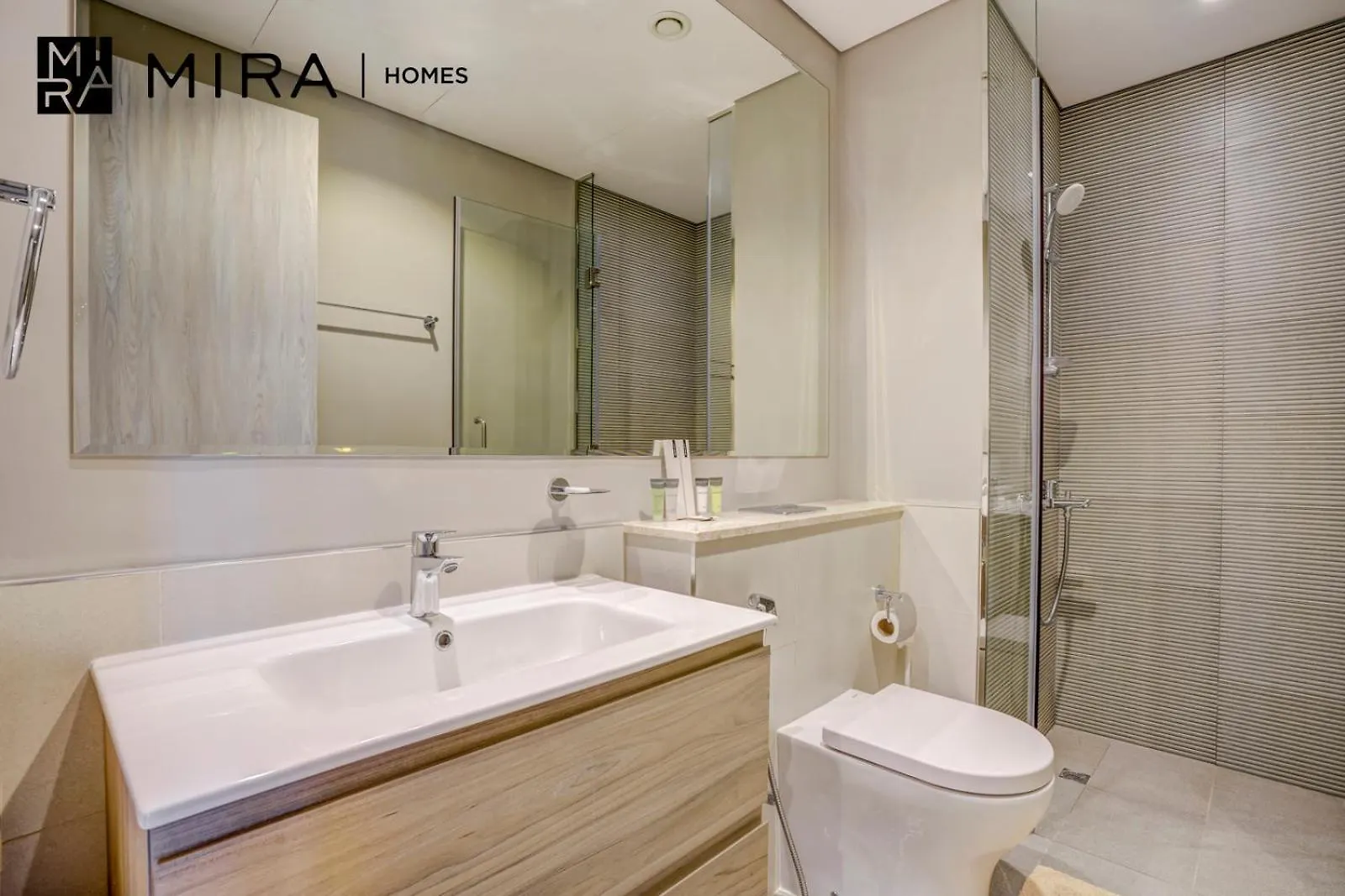 Mira Holiday Homes - Cozy 1 Bedroom In Business Bay Dubai