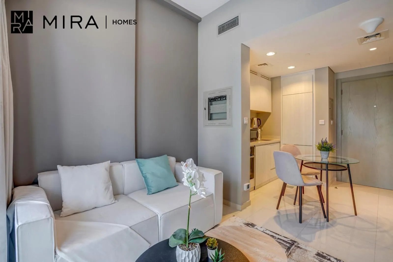 Mira Holiday Homes - Cozy 1 Bedroom In Business Bay Dubai Apartment