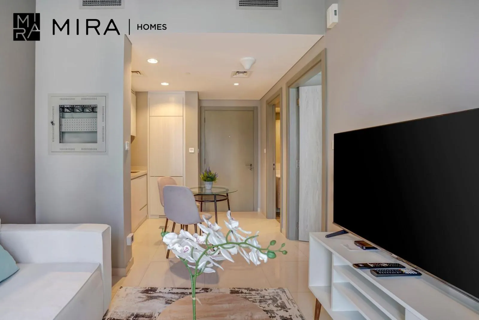 Mira Holiday Homes - Cozy 1 Bedroom In Business Bay Dubai 0*,